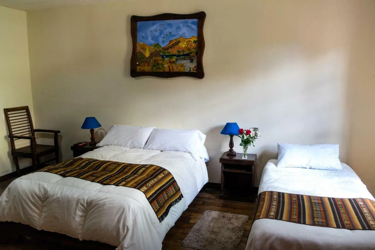Casa Del Arupo 0*, Quito