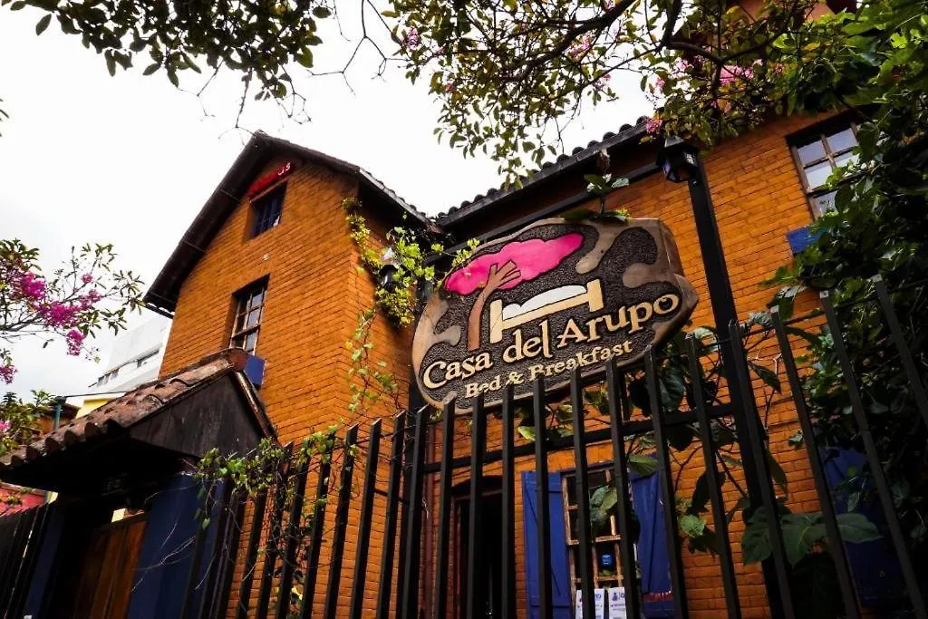 הוסטל קיטו Casa Del Arupo